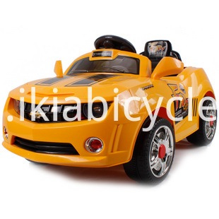 Bluetooth baterija napajana Kids Električni automobil